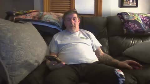 Snapshot of bostonguy1969 chatting on January 30, 1:00 am bostonguy1969 online show from January 30, 1:00 am