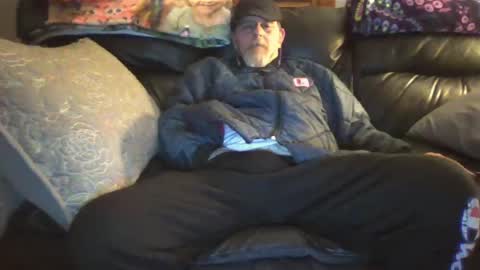 Snapshot of bostonguy1969 chatting on February 18, 8:36 pm bostonguy1969 online show from February 18, 8:36 pm