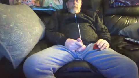 Snapshot of bostonguy1969 chatting on March 5, 4:13 am bostonguy1969 online show from March 5, 4:13 am