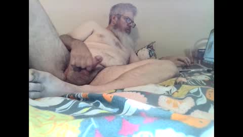 Snapshot of bottombitch44 chatting on October 3, 3:31 pm bottombitch44 online show from October 3, 3:31 pm