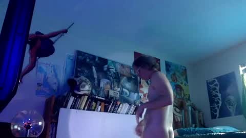 Bottomboo7 online show from April 19, 12:48 pm