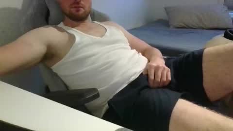 Snapshot of bottomtsinner chatting on September 14, 5:34 pm bottomtsinner online show from September 14, 5:34 pm