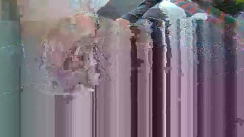 Snapshot of bou3asba82 chatting on December 15, 10:08 am bou3asba82 online show from December 15, 10:08 am