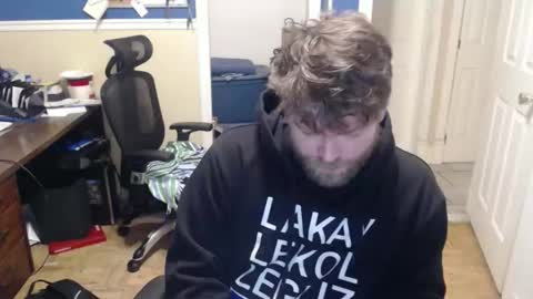 bouch1986 online show from February 6, 11:30 pm