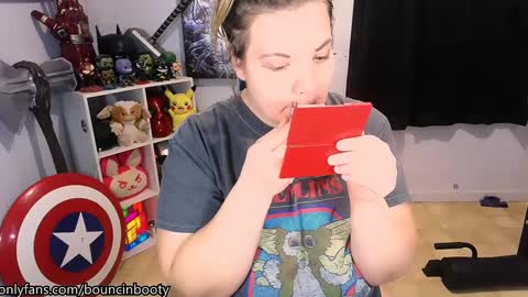 Snapshot of bouncinbooty chatting on February 27, 5:34 am Pumpkin Butt online show from February 27, 5:34 am