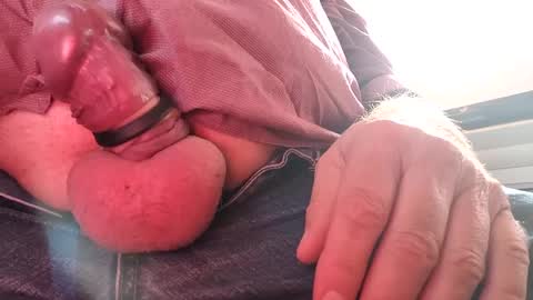 Snapshot of bountyhunter63 chatting on September 30, 12:54 pm bountyhunter63 online show from September 30, 12:54 pm