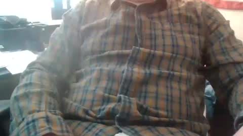Snapshot of bourbonman144 chatting on October 13, 8:31 pm bourbonman144 online show from October 13, 8:31 pm
