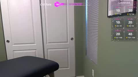 Snapshot of boxerunderwear chatting on February 25, 11:33 pm Kev online show from February 25, 11:33 pm