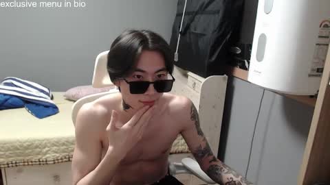 boxman556990 online show from October 24, 7:10 pm