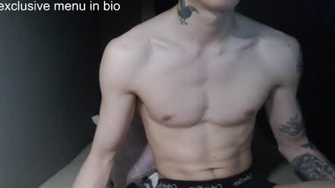 boxman556990 online show from April 24, 4:09 pm