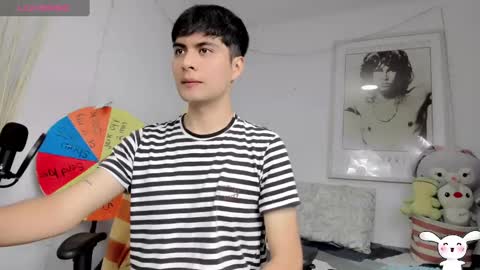 Snapshot of boy_andy__ chatting on January 9, 5:00 pm Aaron online show from January 9, 5:00 pm