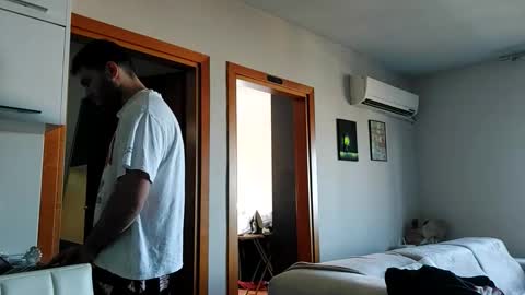 Snapshot of boy_aroundtheworld chatting on October 4, 9:07 am Dan online show from October 4, 9:07 am