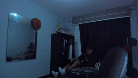 boy_nauthy online show from March 7, 5:08 am