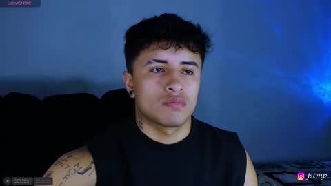 boy_nauthy online show from November 6, 6:53 pm