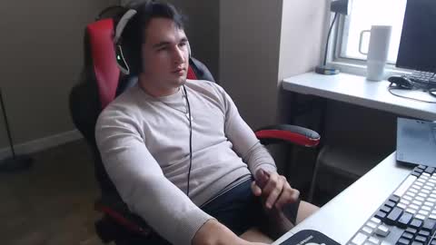 For business or to fuck me contact me boybigcocks Follow my OF  online show from December 5, 6:22 pm