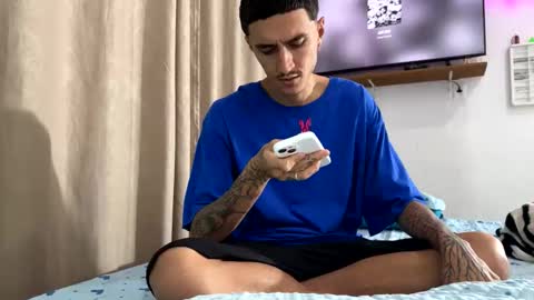 Couple Cuckold online show from January 7, 1:41 am