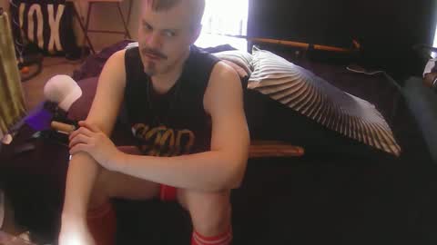 Snapshot of boyblond36 chatting on February 26, 7:49 pm Slutty Stud online show from February 26, 7:49 pm