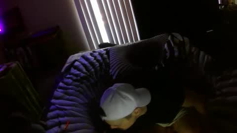 Snapshot of boyblond36 chatting on February 27, 3:48 pm Slutty Stud online show from February 27, 3:48 pm