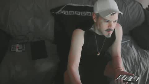 Snapshot of boyblond36 chatting on March 10, 5:18 pm Slutty Stud online show from March 10, 5:18 pm