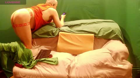 Slutty Stud online show from April 6, 6:03 am