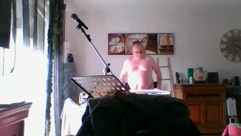 boycow915762 online show from September 12, 2:17 pm