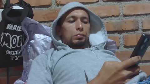 Snapshot of boycumlatino21 chatting on February 13, 11:50 am Boy online show from February 13, 11:50 am