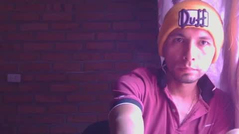 Snapshot of boycumlatino21 chatting on May 3, 3:18 pm Boy online show from May 3, 3:18 pm