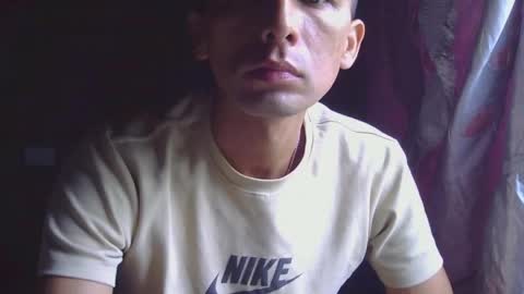 Snapshot of boycumlatino21 chatting on May 11, 3:29 pm Boy online show from May 11, 3:29 pm