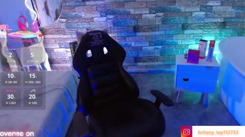 boyfox_tay online show from September 10, 3:39 am