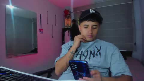 miguel  online show from January 16, 1:37 am