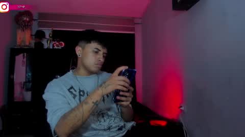 miguel  online show from February 11, 11:01 pm