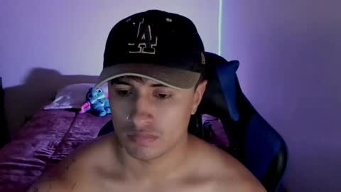 miguel  online show from April 27, 10:41 pm