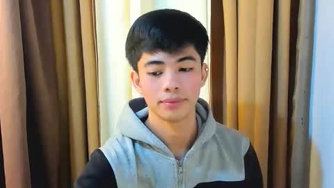 HI IM JAMES DONT FORGET GIVE ME THUMBS UP AND JOIN TO MY FANCLUB online show from January 14, 11:20 pm