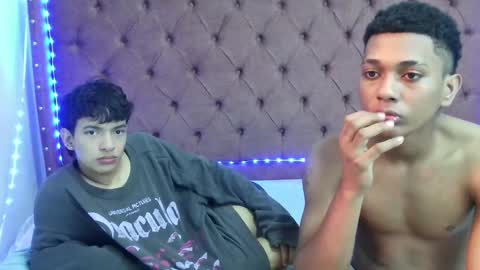 ALEX - TAYLER  -MIKE online show from December 11, 1:49 pm