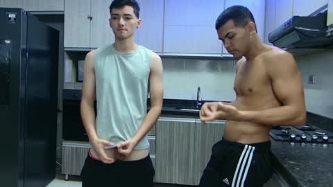 Angelo Mark Fernando Taylor online show from December 31, 11:42 am