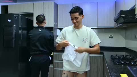 Angelo Mark Fernando Taylor online show from February 27, 11:31 am