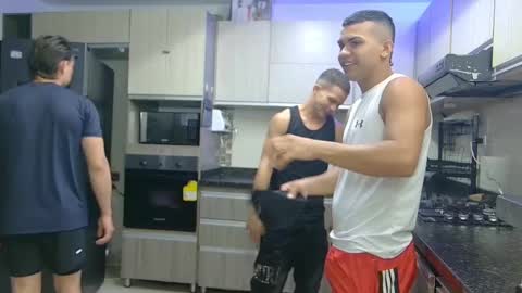 Angelo Mark Fernando Taylor online show from November 6, 12:06 pm