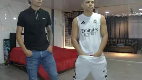 Snapshot of boysgang_sex chatting on May 28, 11:18 am Angelo Mark Fernando Taylor online show from May 28, 11:18 am