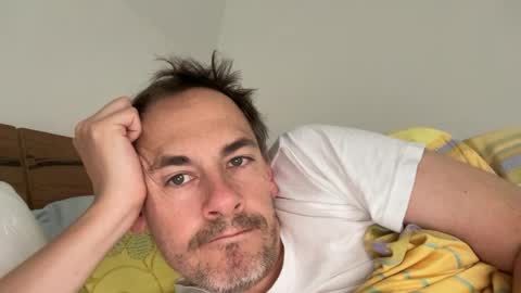 boytoyhh online show from April 6, 10:27 am