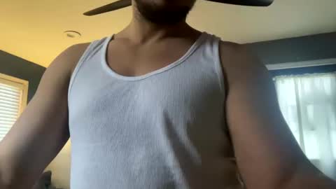 Snapshot of boytoy8969 chatting on December 20, 1:43 pm boytoy8969 online show from December 20, 1:43 pm