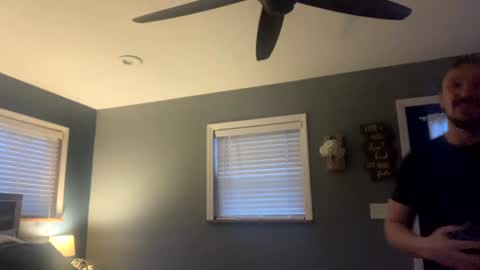 Snapshot of boytoy8969 chatting on December 30, 1:03 pm boytoy8969 online show from December 30, 1:03 pm