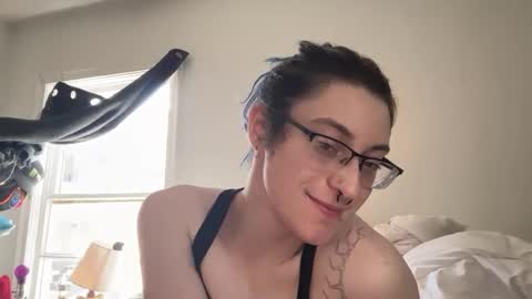 boywithbug online show from March 9, 6:45 pm