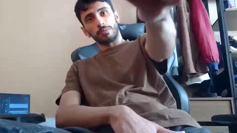 boyzinm2 online show from April 27, 1:42 pm