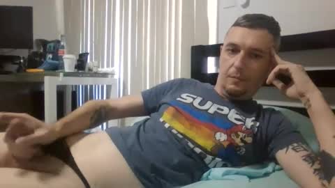 Snapshot of boz6945 chatting on October 7, 11:57 pm boz6945 online show from October 7, 11:57 pm