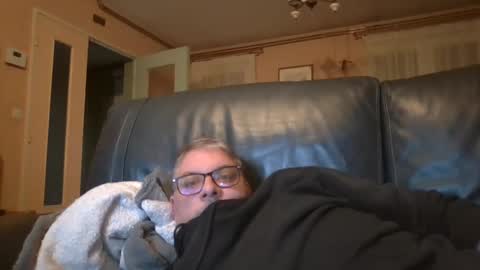 bozo81 online show from September 20, 5:25 pm