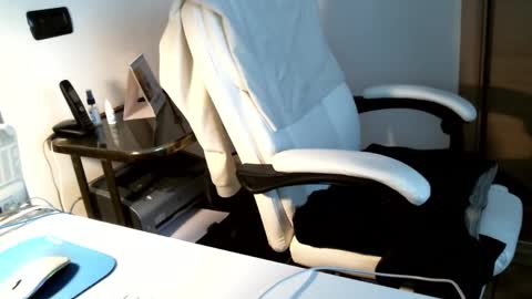 Snapshot of braccobald chatting on March 25, 2:34 pm Braccobald online show from March 25, 2:34 pm