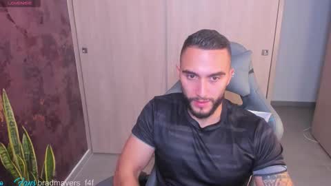 instagramBrad mayers1twittermayersbrad online show from February 23, 12:30 am