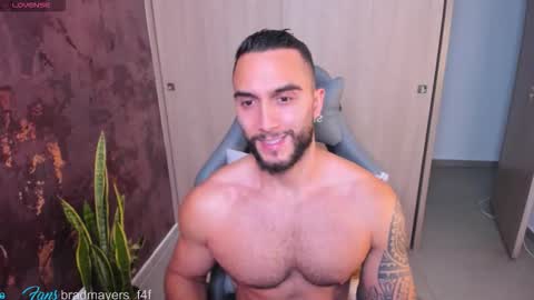 instagramBrad mayers1twittermayersbrad online show from February 25, 12:09 am