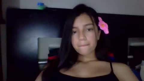 Snapshot of brad_and_emma293215 chatting on September 12, 10:21 pm brad_and_emma293215 online show from September 12, 10:21 pm