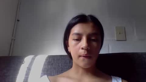 Snapshot of brad_and_emma293215 chatting on September 25, 8:23 pm brad_and_emma293215 online show from September 25, 8:23 pm